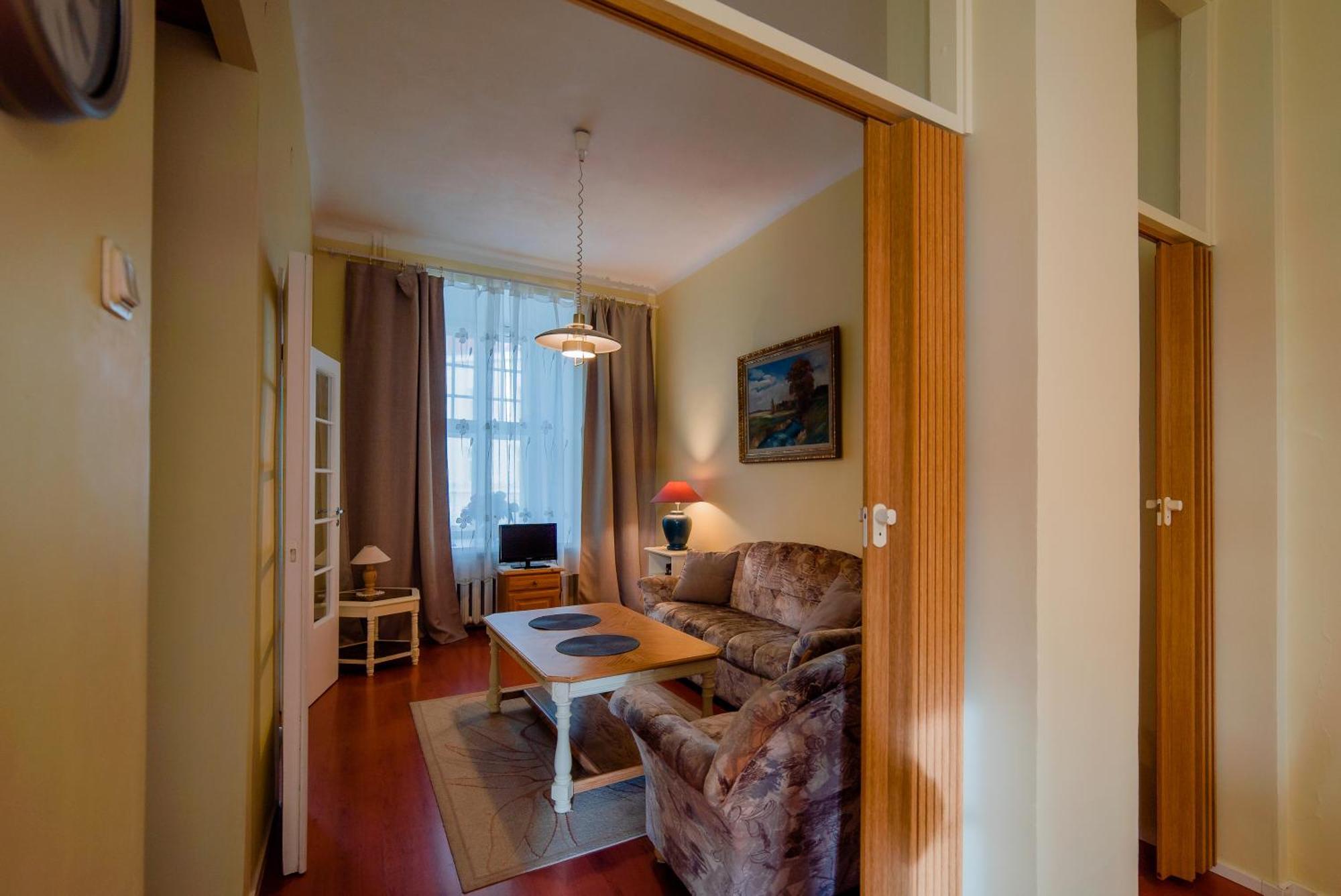 Romeo Family Apartments Tallin Exterior foto